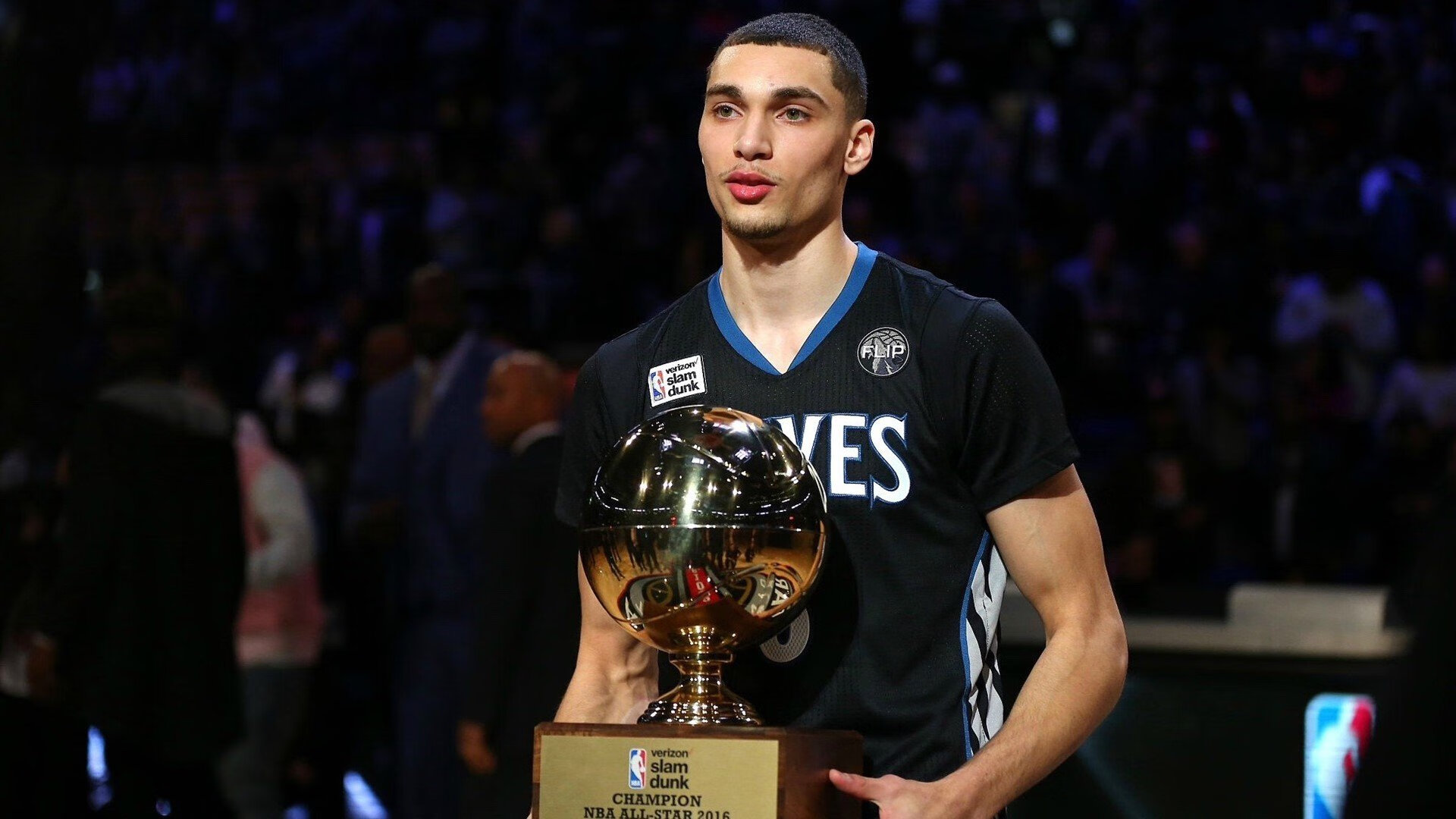 拉文罚球稳定公牛末节稳住局势，nba_拉文34分 公牛击败活塞